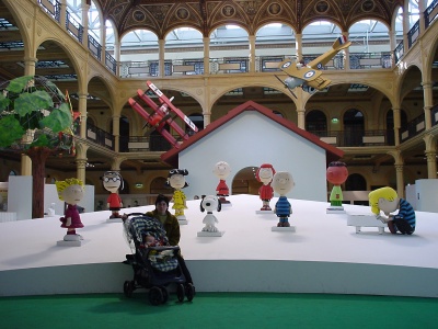 Nicolette and Robert at the Peanuts exhibition