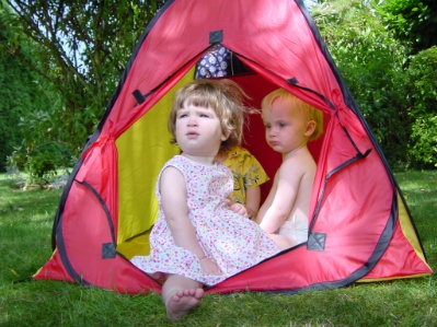 Elise and Rachael